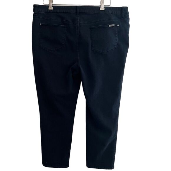 Chico’s SO SLIMMING GIRLFRIEND ANKLE Jeans Sz 3 (Women’s XL/16) Black washed out - Picture 1 of 11